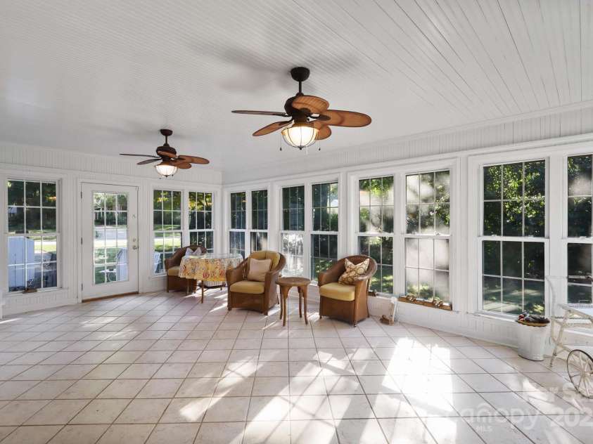 2085 Cavendale Drive, Rock Hill, SC 29732.  MLS# CAR4279302, YatesRealty ID 28945. 