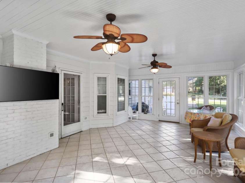 2085 Cavendale Drive, Rock Hill, SC 29732.  MLS# CAR4279302, YatesRealty ID 28945. 