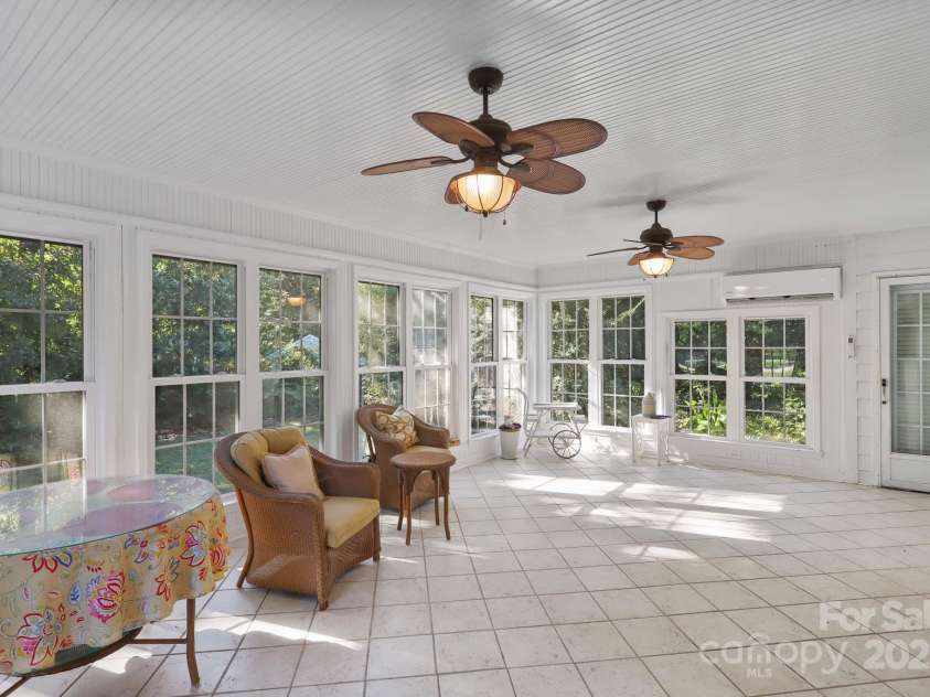 2085 Cavendale Drive, Rock Hill, SC 29732.  MLS# CAR4279302, YatesRealty ID 28945. 