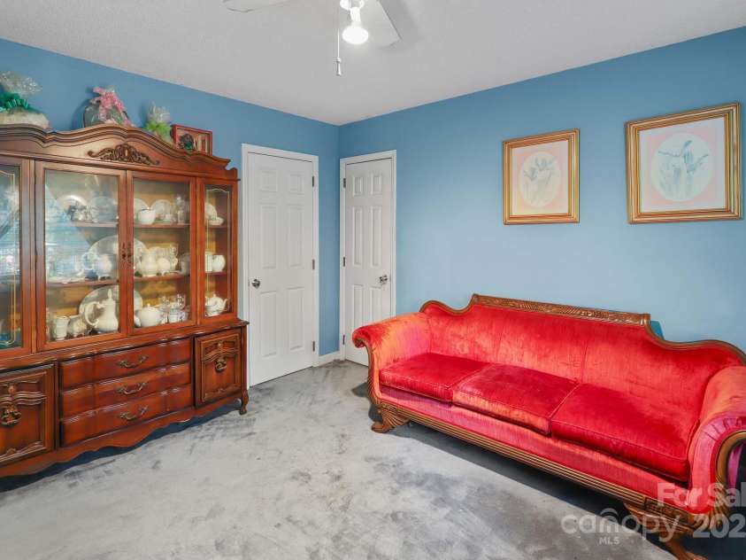 2085 Cavendale Drive, Rock Hill, SC 29732.  MLS# CAR4279302, YatesRealty ID 28945. 