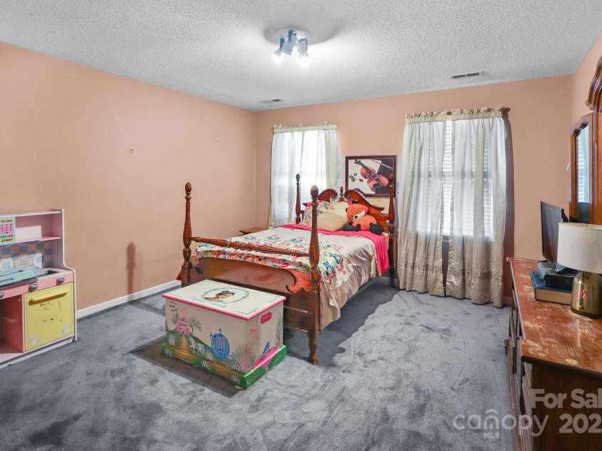 2085 Cavendale Drive, Rock Hill, SC 29732.  MLS# CAR4279302, YatesRealty ID 28945. 