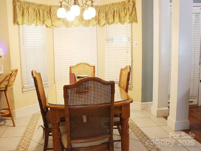 2085 Cavendale Drive, Rock Hill, SC 29732.  MLS# CAR4279302, YatesRealty ID 28945. Breakfast area in kitchen with custom tiled flooring