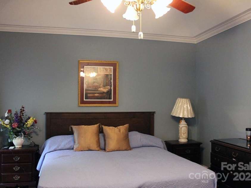 2085 Cavendale Drive, Rock Hill, SC 29732.  MLS# CAR4279302, YatesRealty ID 28945. Tray ceilings in primary bedroom