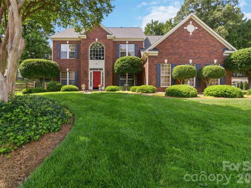 544 Saint George Road, Fort Mill, SC 29708.  MLS# CAR4384455, YatesRealty ID 28949. 