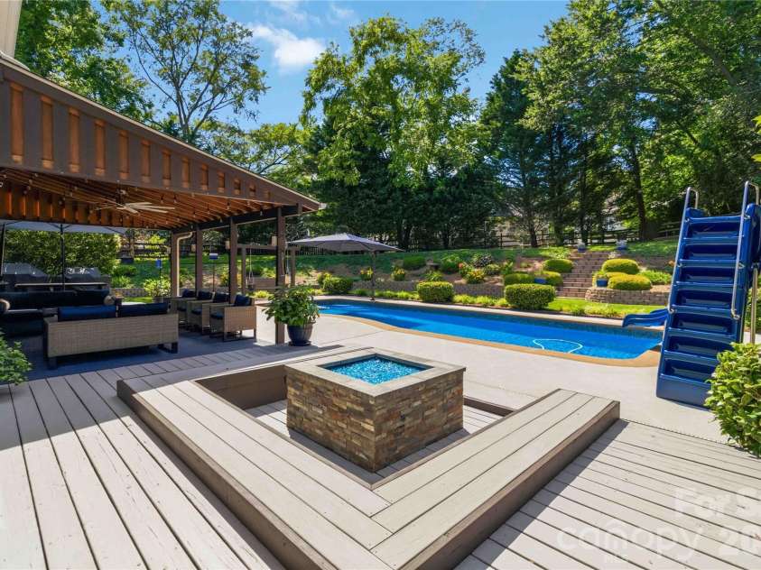 544 Saint George Road, Fort Mill, SC 29708.  MLS# CAR4384455, YatesRealty ID 28949. 