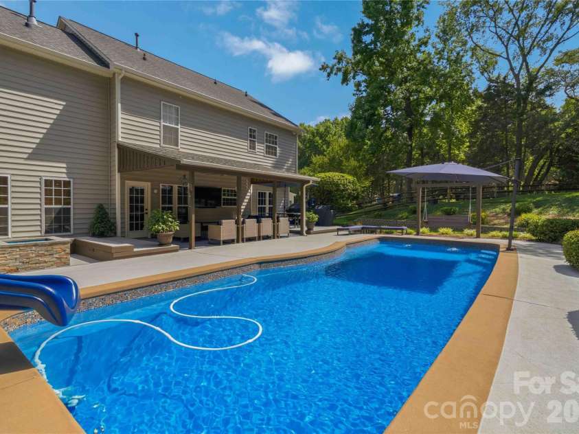 544 Saint George Road, Fort Mill, SC 29708.  MLS# CAR4384455, YatesRealty ID 28949. 