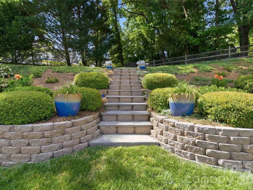 544 Saint George Road, Fort Mill, SC 29708.  MLS# CAR4384455, YatesRealty ID 28949. 