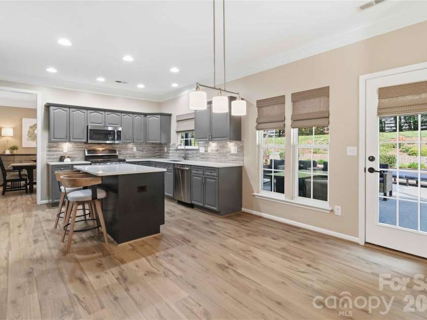 544 Saint George Road, Fort Mill, SC 29708.  MLS# CAR4384455, YatesRealty ID 28949. 