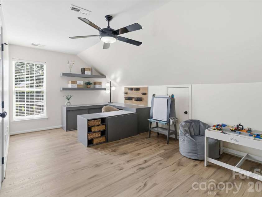 544 Saint George Road, Fort Mill, SC 29708.  MLS# CAR4384455, YatesRealty ID 28949. 