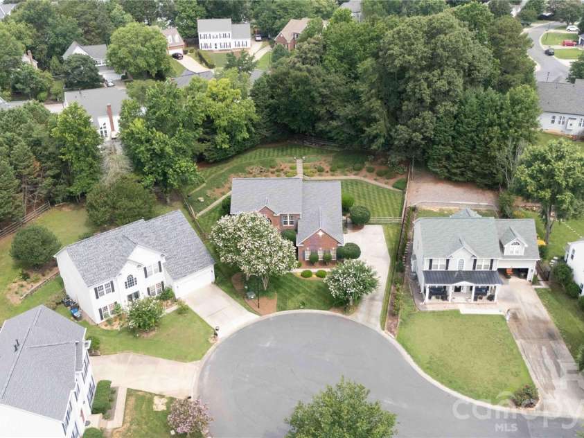 544 Saint George Road, Fort Mill, SC 29708.  MLS# CAR4384455, YatesRealty ID 28949. 