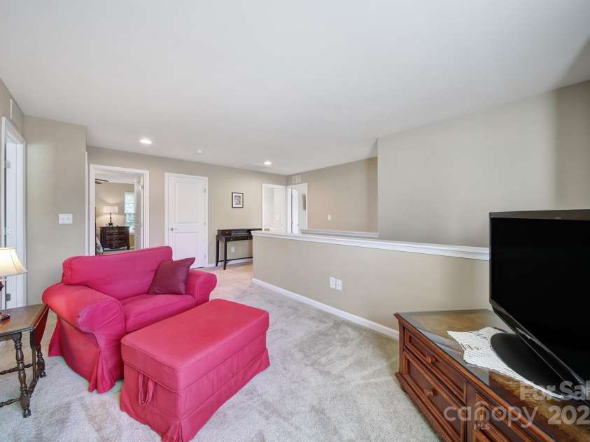 1012 Kings Bottom Drive, Fort Mill, SC 29715.  MLS# CAR4263790, YatesRealty ID 2895. 
