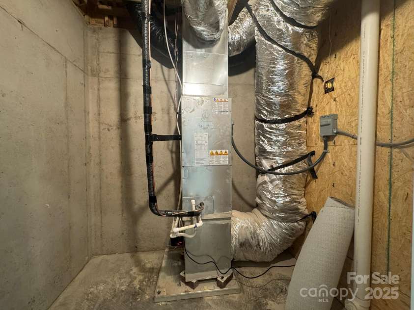 202 Fostoria Place, Albemarle, NC 28001.  MLS# CAR4202383, YatesRealty ID 2895. 