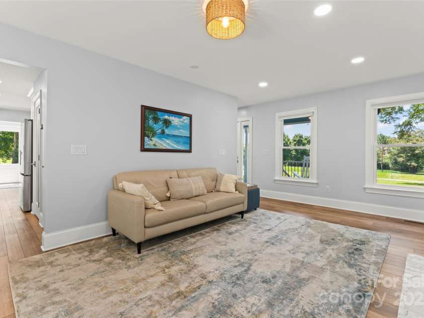 18733 Bluff Point Road, Cornelius, NC 28031.  MLS# CAR4267199, YatesRealty ID 28952. Views of LKN