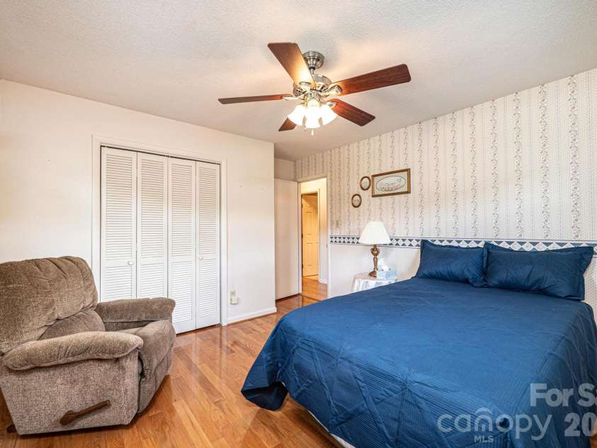 315 Shannonbrook Drive, Newton, NC 28658.  MLS# CAR4388332, YatesRealty ID 28952. Spare BR 2