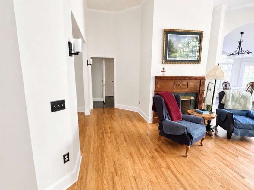 5406 Club View Drive, Concord, NC 28025.  MLS# CAR4366659, YatesRealty ID 28953. 