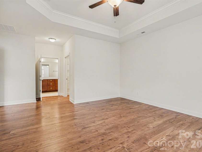 1119 Millview Lane, Matthews, NC 28104.  MLS# CAR4389406, YatesRealty ID 28954. 