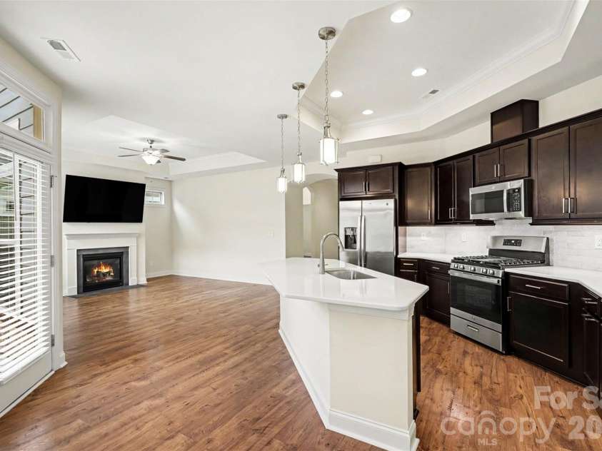 1119 Millview Lane, Matthews, NC 28104.  MLS# CAR4389406, YatesRealty ID 28954. Kitchen