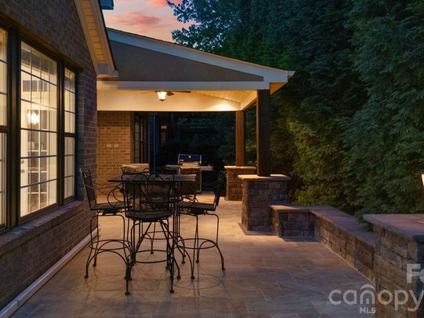 11729 Avaly Lane, Charlotte, NC 28277.  MLS# CAR4373976, YatesRealty ID 28957. 