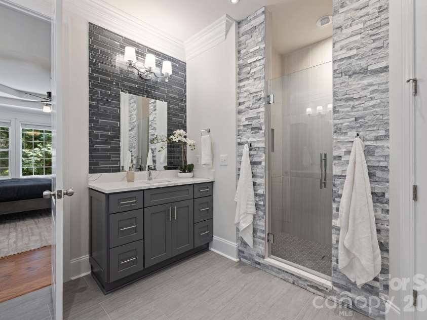 11729 Avaly Lane, Charlotte, NC 28277.  MLS# CAR4373976, YatesRealty ID 28957. 