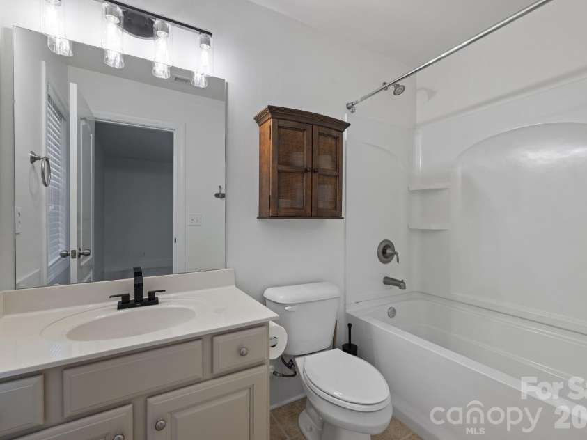 11729 Avaly Lane, Charlotte, NC 28277.  MLS# CAR4373976, YatesRealty ID 28957. 