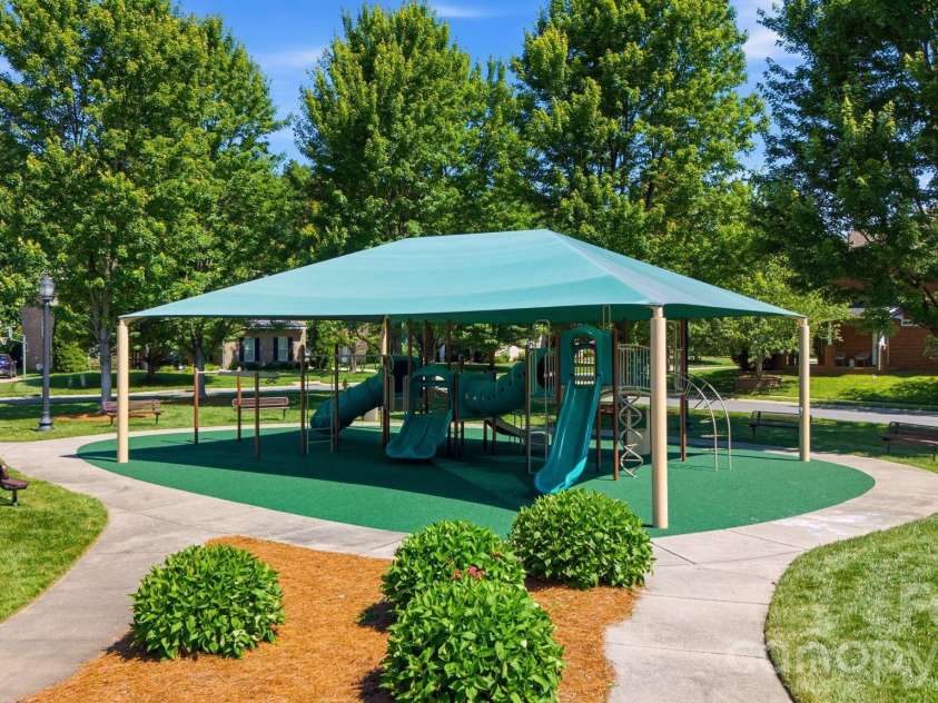 11729 Avaly Lane, Charlotte, NC 28277.  MLS# CAR4373976, YatesRealty ID 28957. 