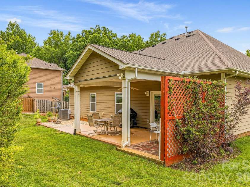 7928 Goodall Court, Mint Hill, NC 28227.  MLS# CAR4389237, YatesRealty ID 28959. 