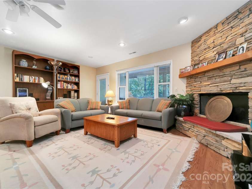 50 Duya Court, Brevard, NC 28712.  MLS# CAR4280810, YatesRealty ID 2896. Open Great Room