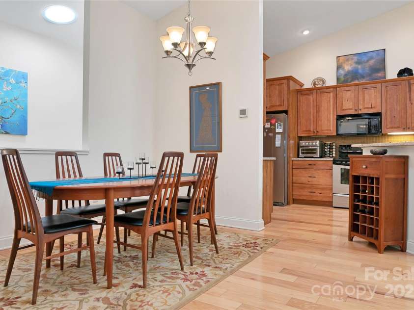 50 Duya Court, Brevard, NC 28712.  MLS# CAR4280810, YatesRealty ID 2896. Plenty of Seating