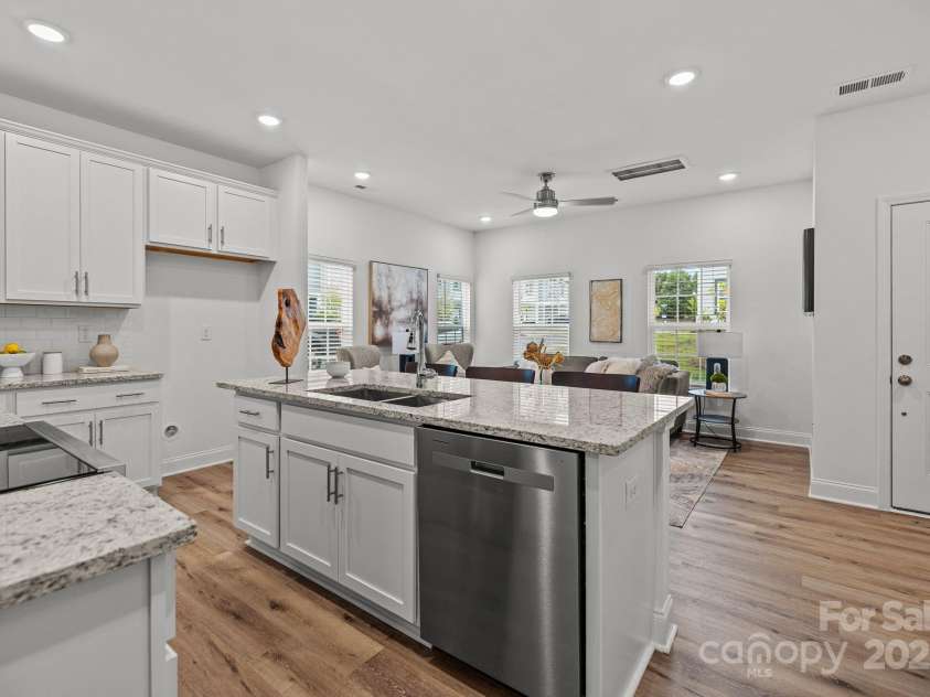 5025 Cherry Gum Court, Matthews, NC 28105.  MLS# CAR4227135, YatesRealty ID 2896. 
