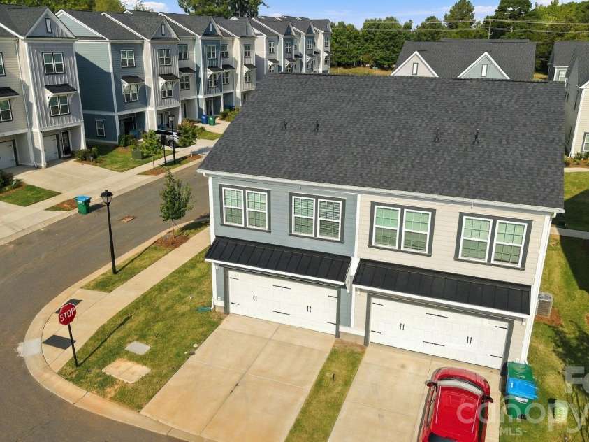 5025 Cherry Gum Court, Matthews, NC 28105.  MLS# CAR4422741, YatesRealty ID 2896. 