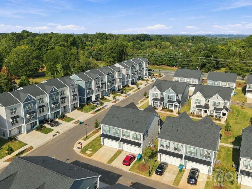 5025 Cherry Gum Court, Matthews, NC 28105.  MLS# CAR4422741, YatesRealty ID 2896. 