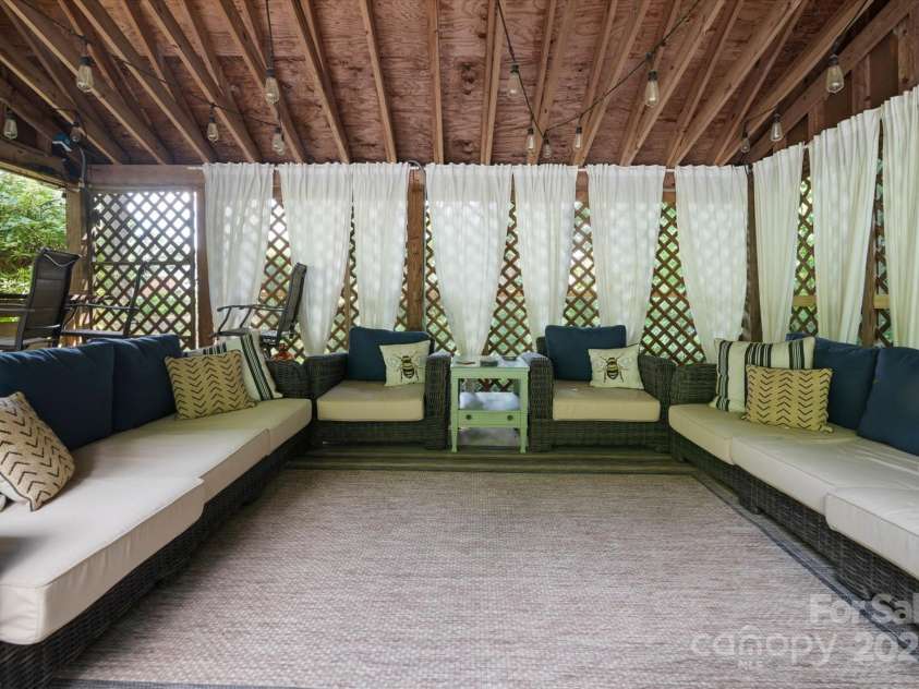 12101 Ranburne Road, Mint Hill, NC 28227.  MLS# CAR4276911, YatesRealty ID 28960. 