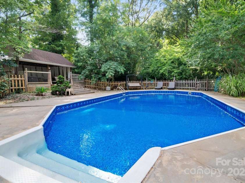 12101 Ranburne Road, Mint Hill, NC 28227.  MLS# CAR4276911, YatesRealty ID 28960. 