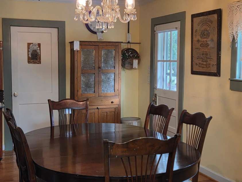 3538 Back Creek Church Road, Charlotte, NC 28213.  MLS# CAR4391030, YatesRealty ID 28961. 