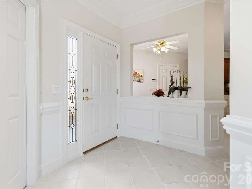 11177 Villa Trace Place, Charlotte, NC 28277.  MLS# CAR4365743, YatesRealty ID 28962. 