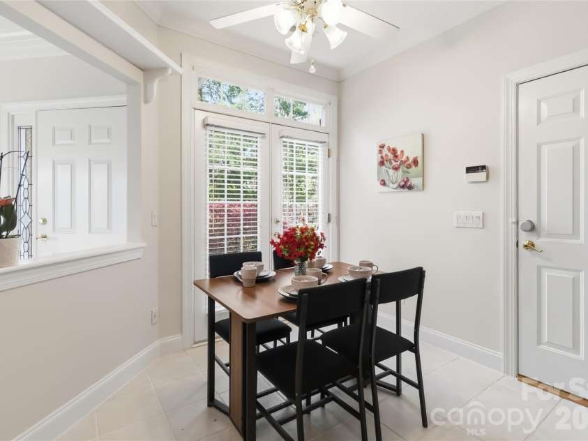11177 Villa Trace Place, Charlotte, NC 28277.  MLS# CAR4365743, YatesRealty ID 28962. 