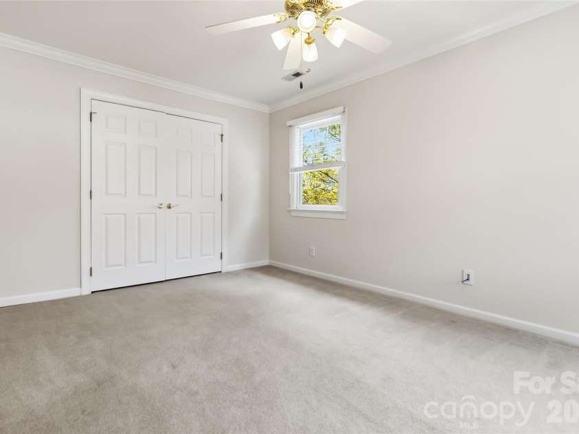 11177 Villa Trace Place, Charlotte, NC 28277.  MLS# CAR4365743, YatesRealty ID 28962. 