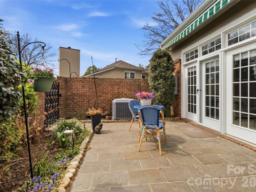 11177 Villa Trace Place, Charlotte, NC 28277.  MLS# CAR4365743, YatesRealty ID 28962. 