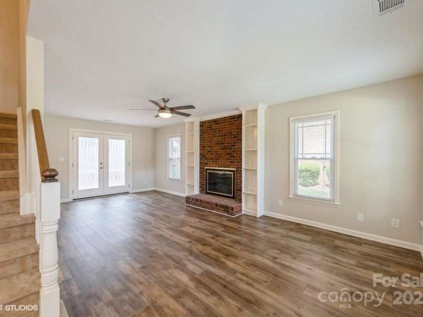 608 Laurel Fork Drive, Matthews, NC 28105.  MLS# CAR4280271, YatesRealty ID 28964. 