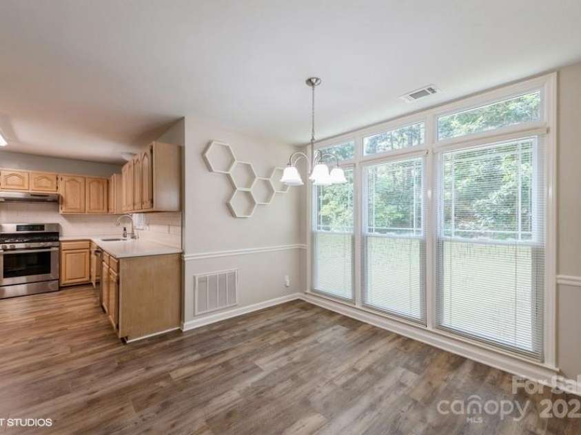 608 Laurel Fork Drive, Matthews, NC 28105.  MLS# CAR4280271, YatesRealty ID 28964. 