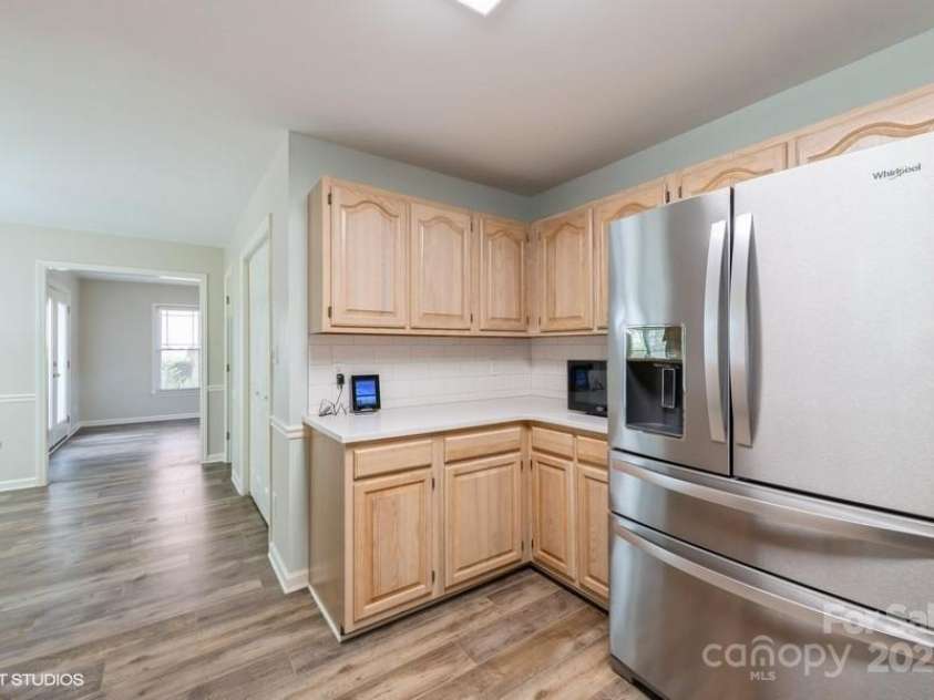 608 Laurel Fork Drive, Matthews, NC 28105.  MLS# CAR4280271, YatesRealty ID 28964. 