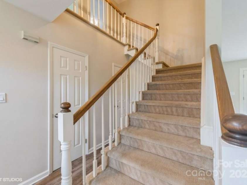 608 Laurel Fork Drive, Matthews, NC 28105.  MLS# CAR4280271, YatesRealty ID 28964. 