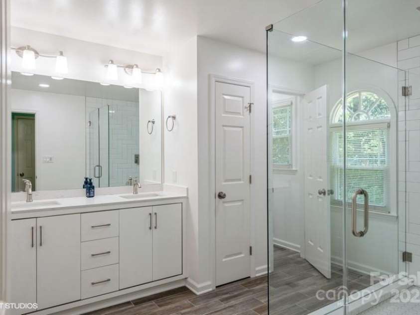 608 Laurel Fork Drive, Matthews, NC 28105.  MLS# CAR4280271, YatesRealty ID 28964. 