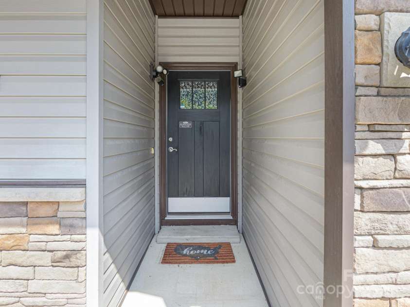 603 Cardwell Lane, Fletcher, NC 28732.  MLS# CAR4274815, YatesRealty ID 28965. 