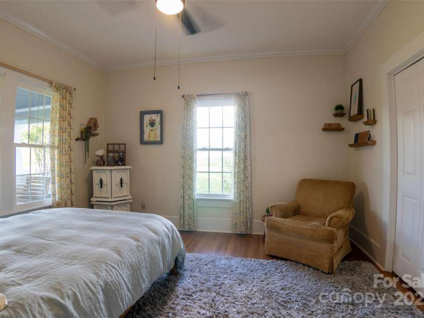 102 Cuthberson Street, Morganton, NC 28655.  MLS# CAR4274087, YatesRealty ID 28967. 