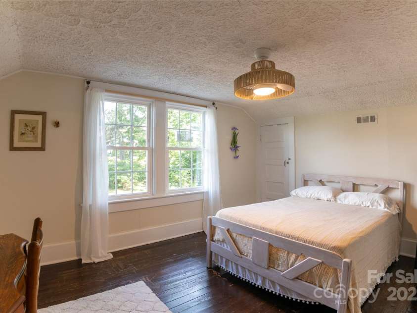 102 Cuthberson Street, Morganton, NC 28655.  MLS# CAR4274087, YatesRealty ID 28967. 