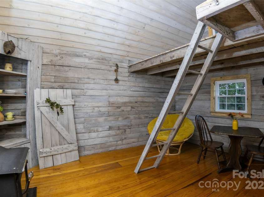 102 Cuthberson Street, Morganton, NC 28655.  MLS# CAR4274087, YatesRealty ID 28967. 