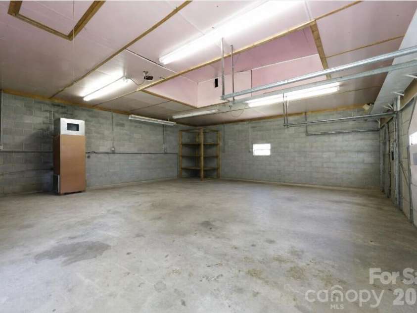 122 Whitley Road, Morganton, NC 28655.  MLS# CAR4389485, YatesRealty ID 28969. 
