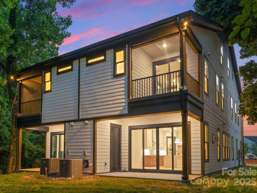 4117 Sarah Drive, Charlotte, NC 28217.  MLS# CAR4268791, YatesRealty ID 28969. 