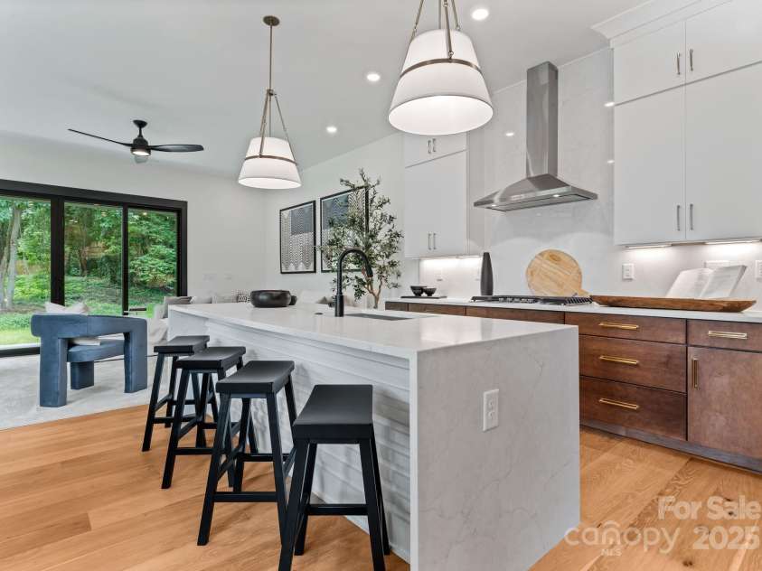 4117 Sarah Drive, Charlotte, NC 28217.  MLS# CAR4268791, YatesRealty ID 28969. 